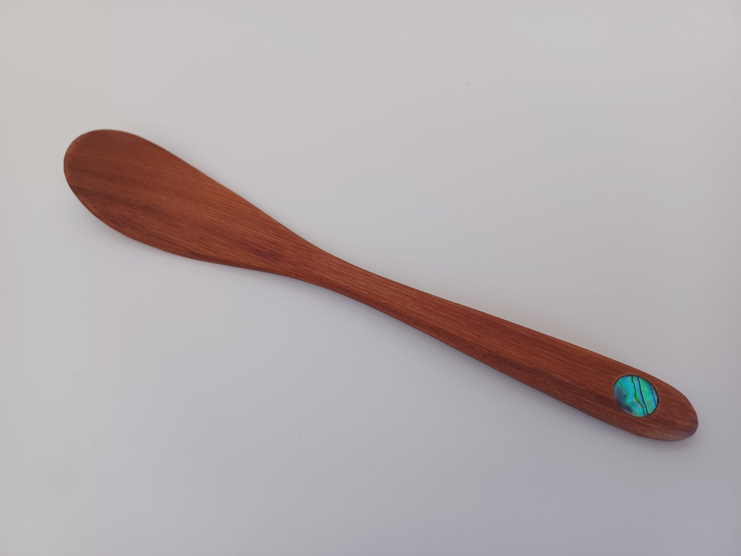 Curvy scoop