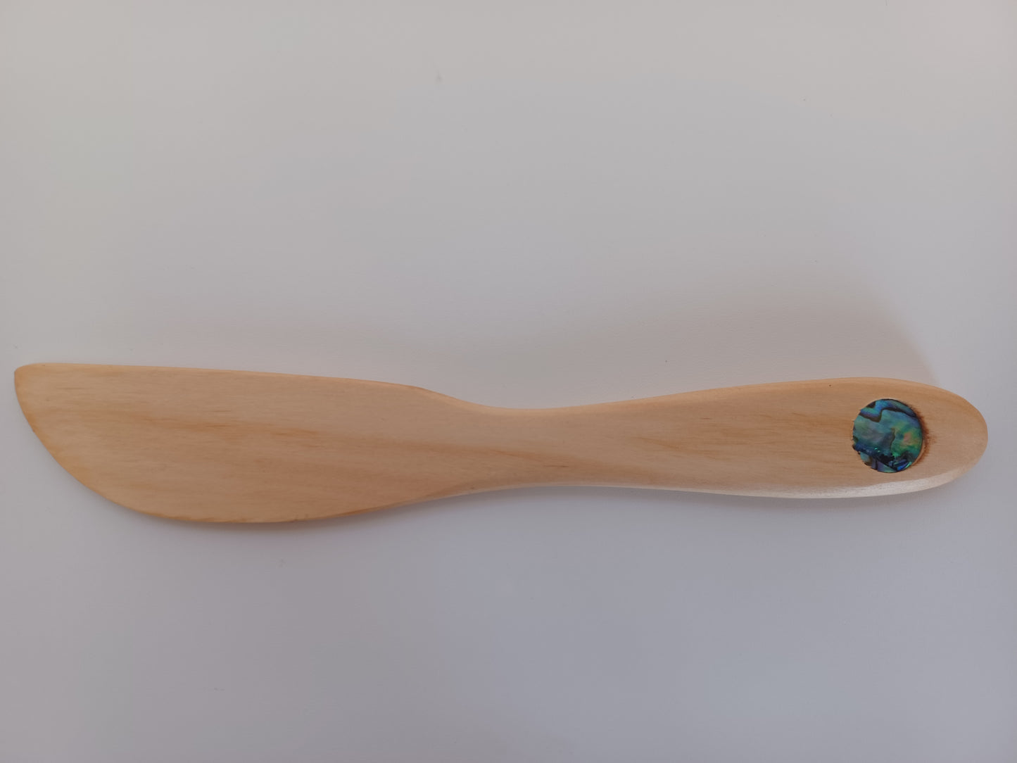 New Zealand native timber knives