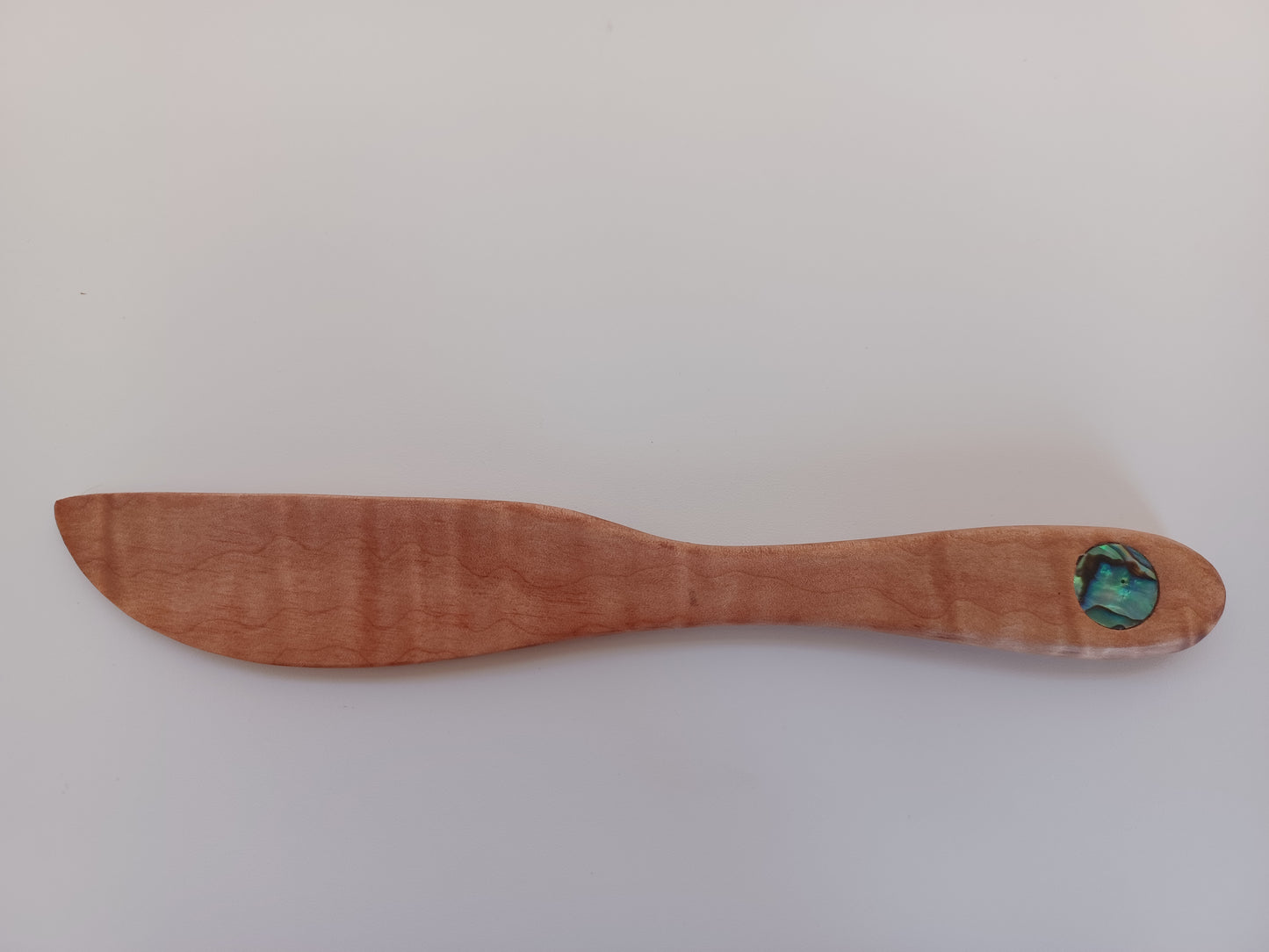 New Zealand native timber knives