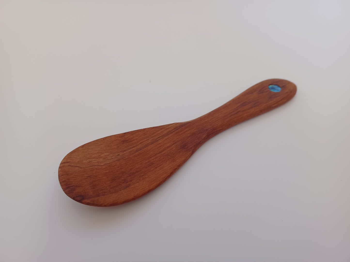 Avocado scoop